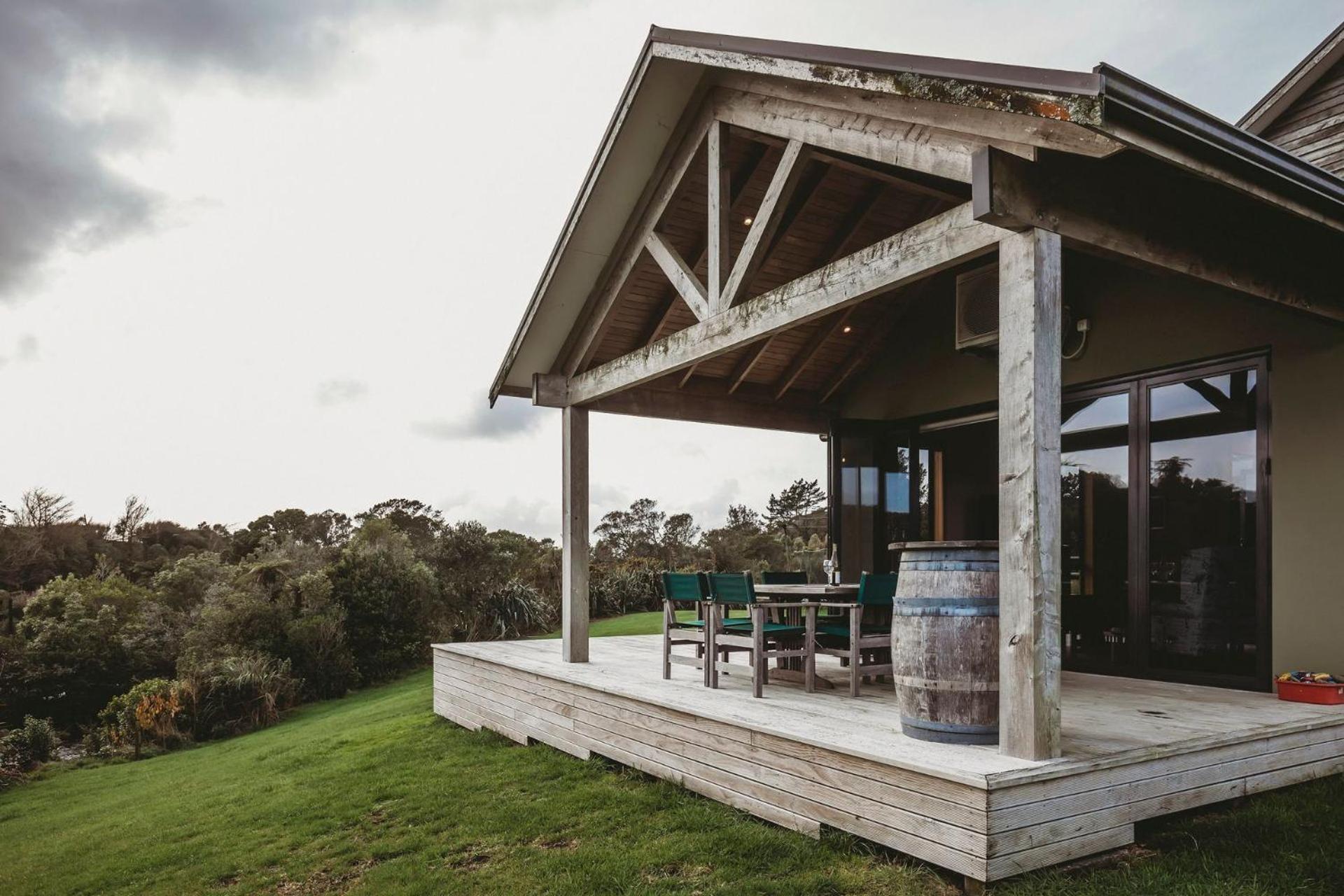 Serenity Lodge Getaway Egmont Village Exterior photo